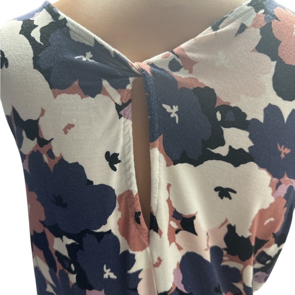 Market & Spruce - EC - Floral Sleeves Flowy Blouse - Picture 3 of 3